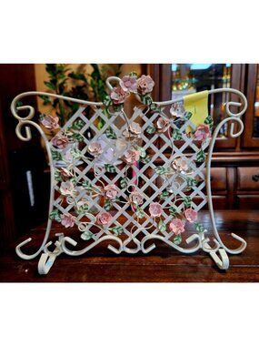 Partylite P7290 Climbing Rose Trellis Three Votive Candleholder